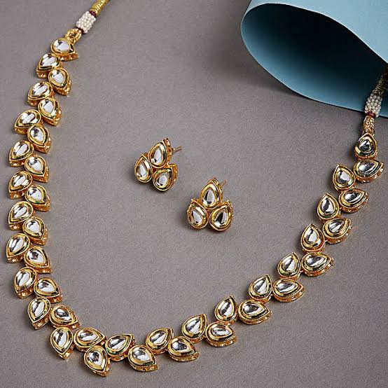Kundan Necklace Set