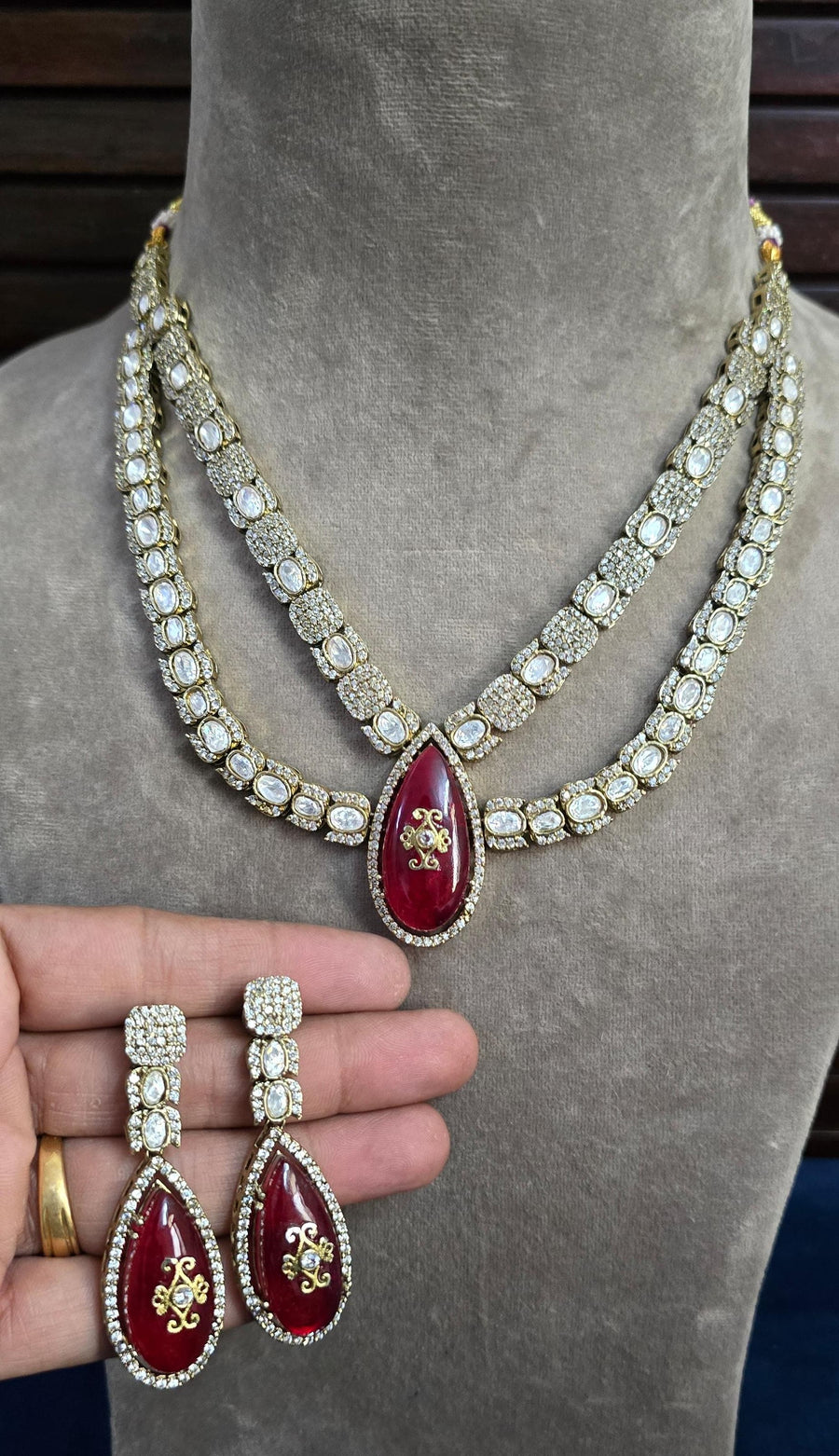 Double Layered Moissanite kundan Necklace Set