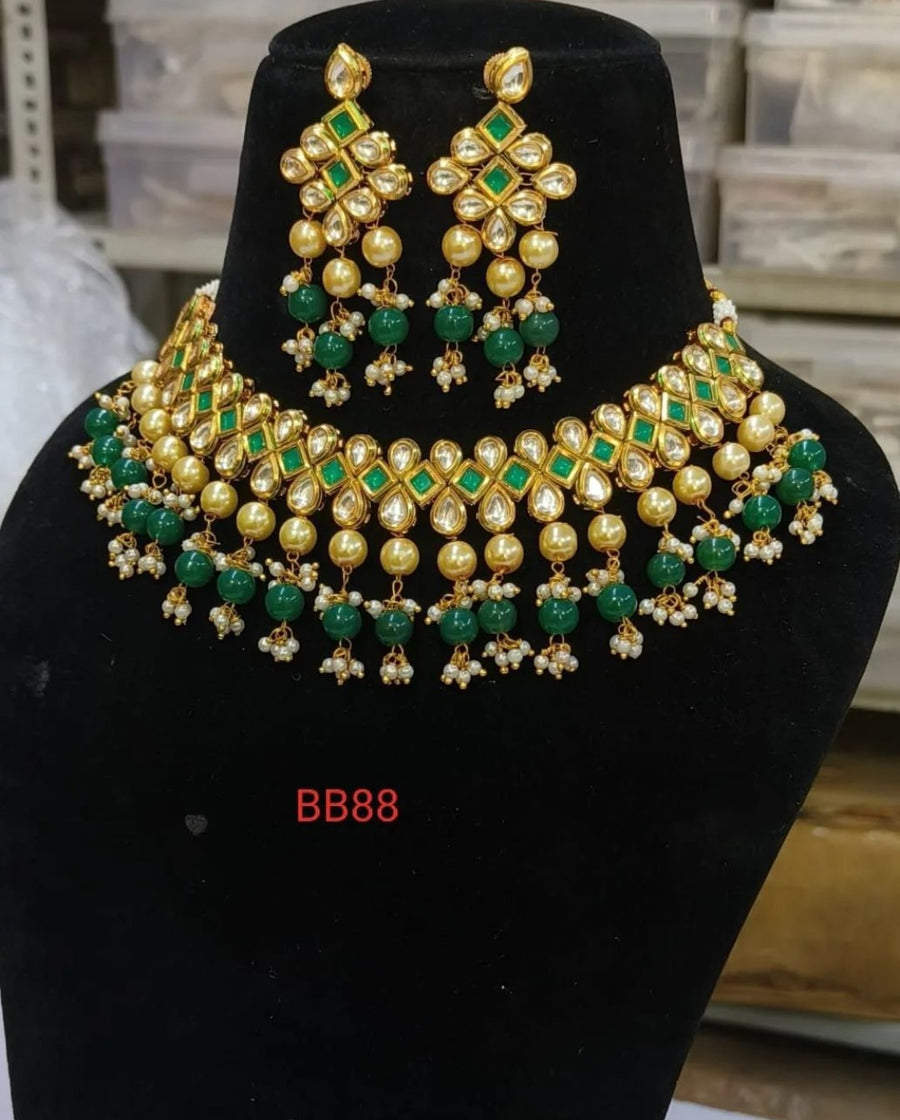 Kundan Choker set